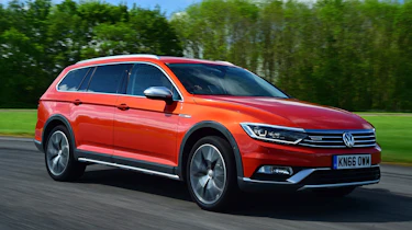 Volkswagen Passat Alltrack - front