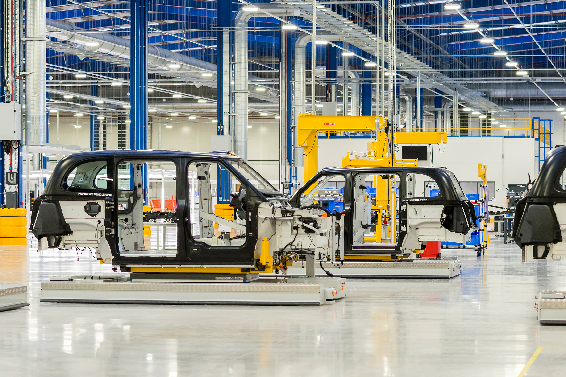 London Taxi Company - production line