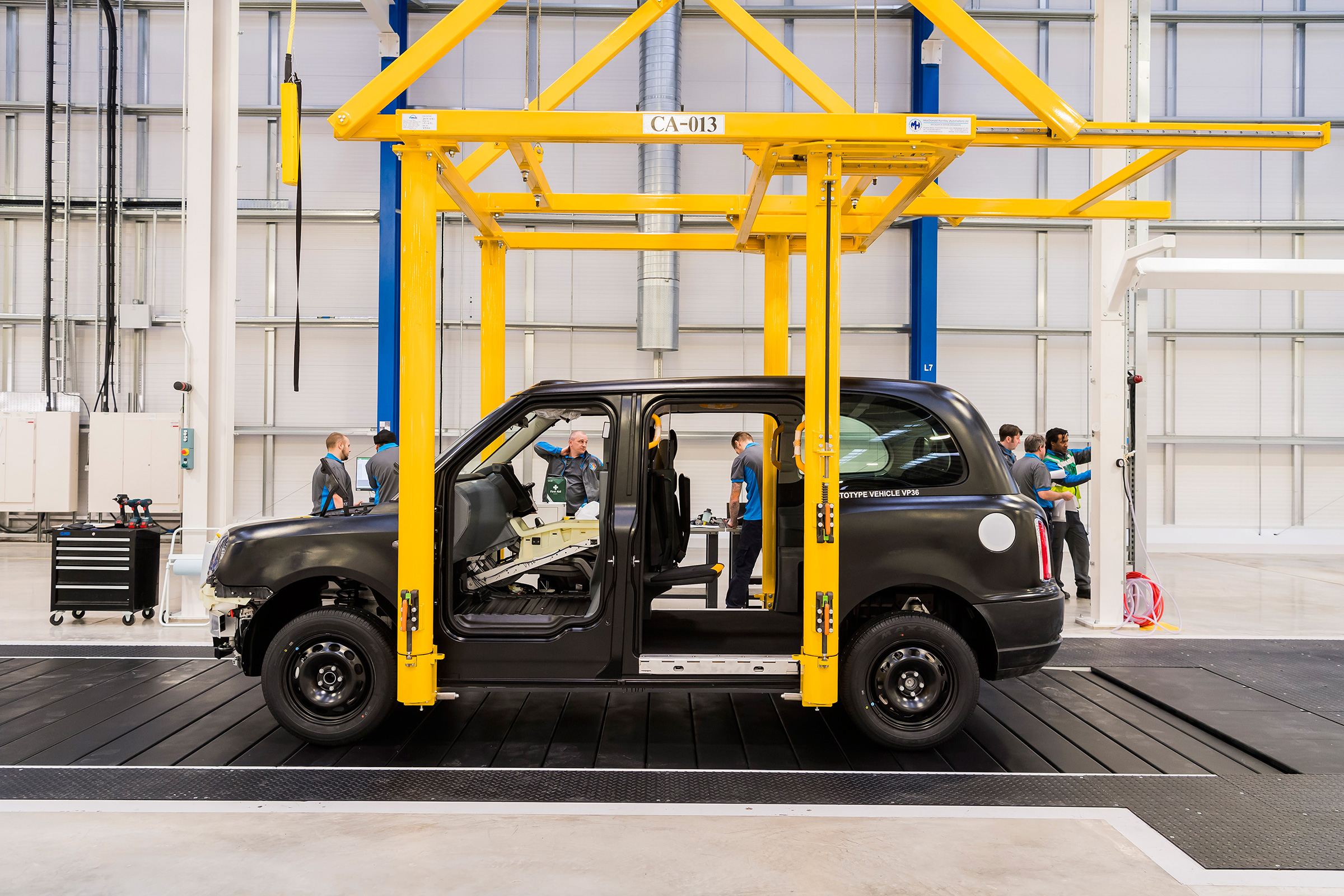 London Taxi Company - production line