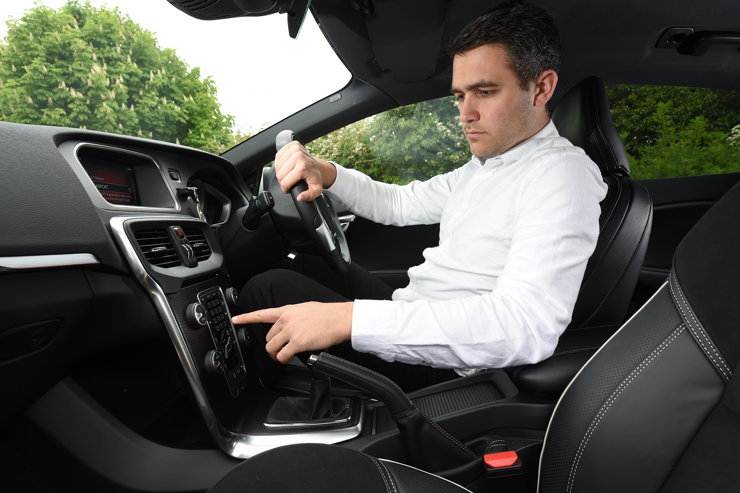 Volvo V40 - interior