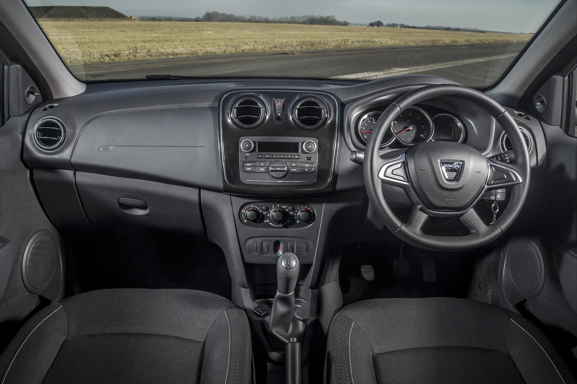 Dacia Sandero SCe 75 Ambiance - interior