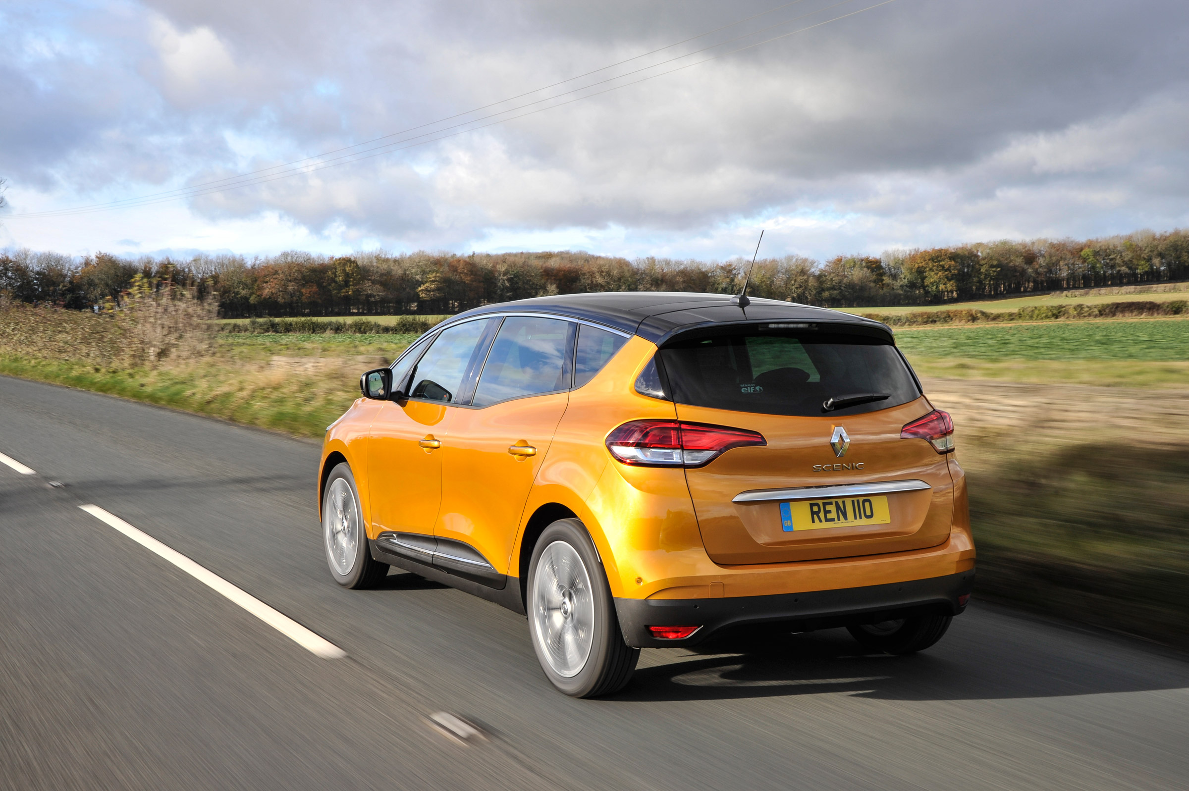 Renault Scenic and Grand Scenic Hybrid Assist - 17