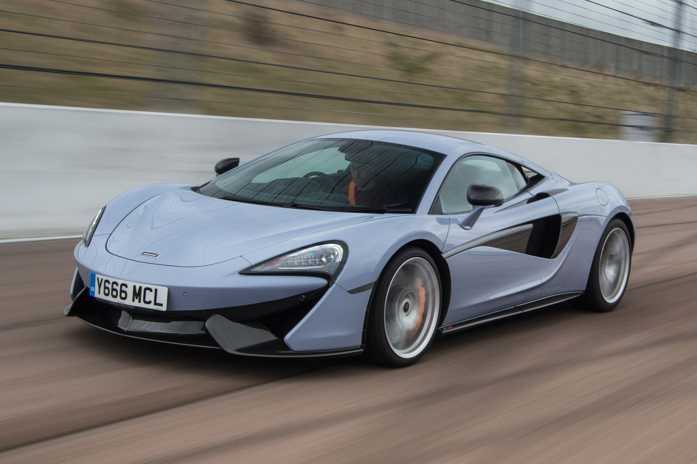 McLaren 570S Track Pack - front