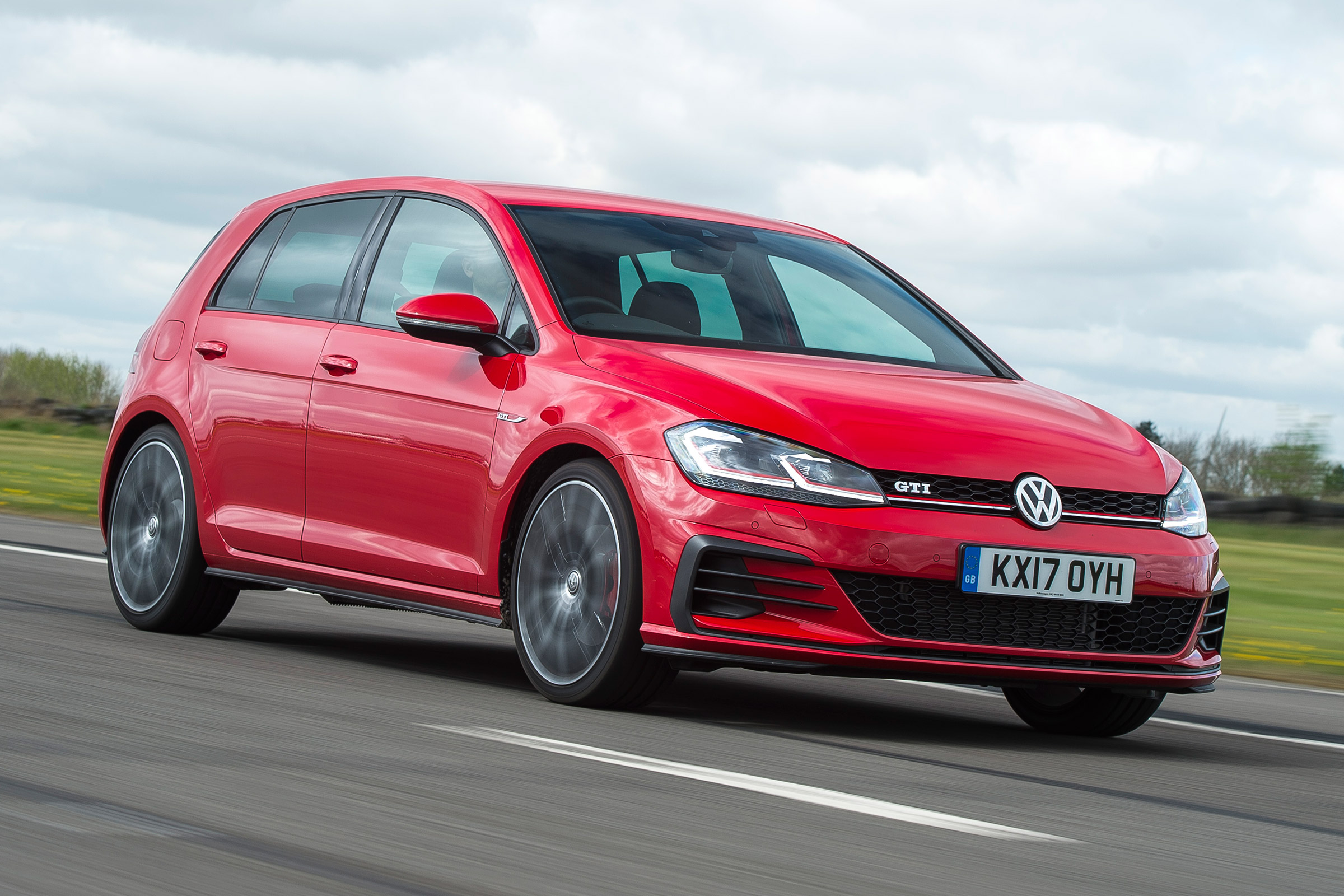 Volkswagen Golf GTI - front