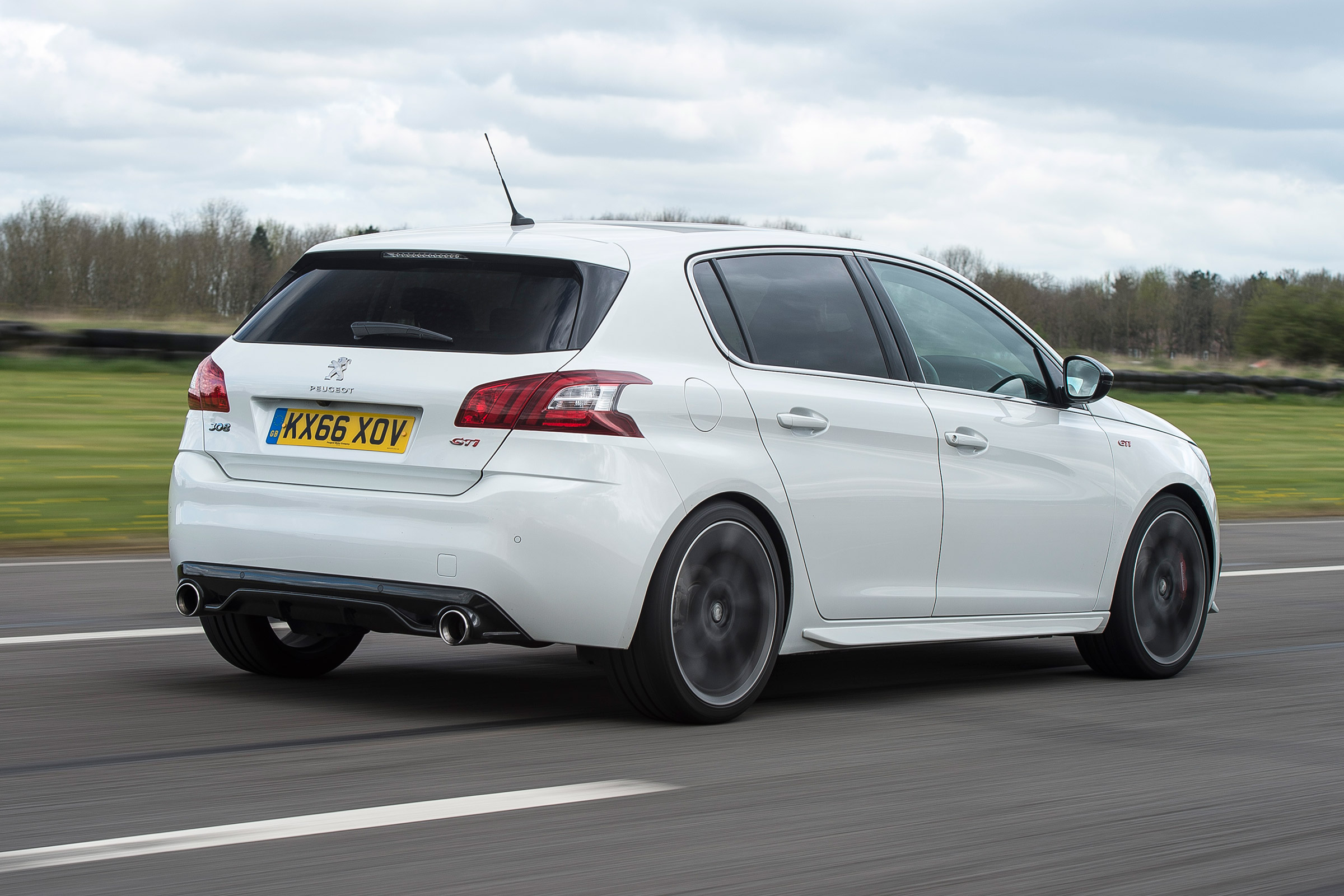 Peugeot 308 GTi - rear