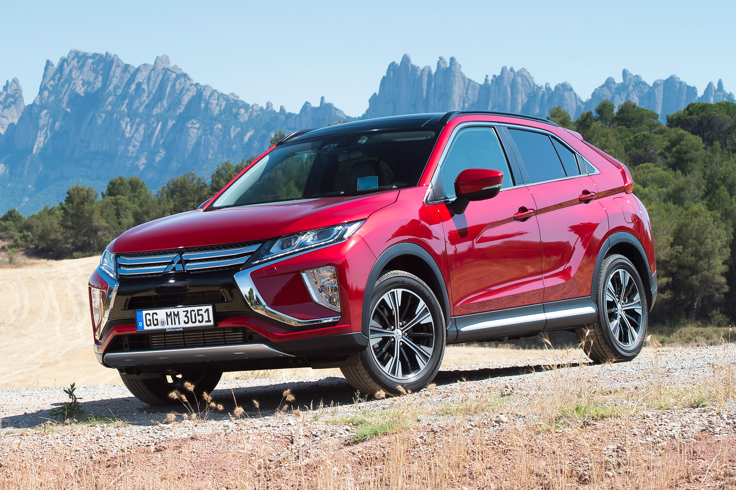 Mitsubishi Eclipse Cross - front static