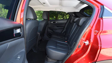 Mitsubishi Eclipse Cross - rear seats