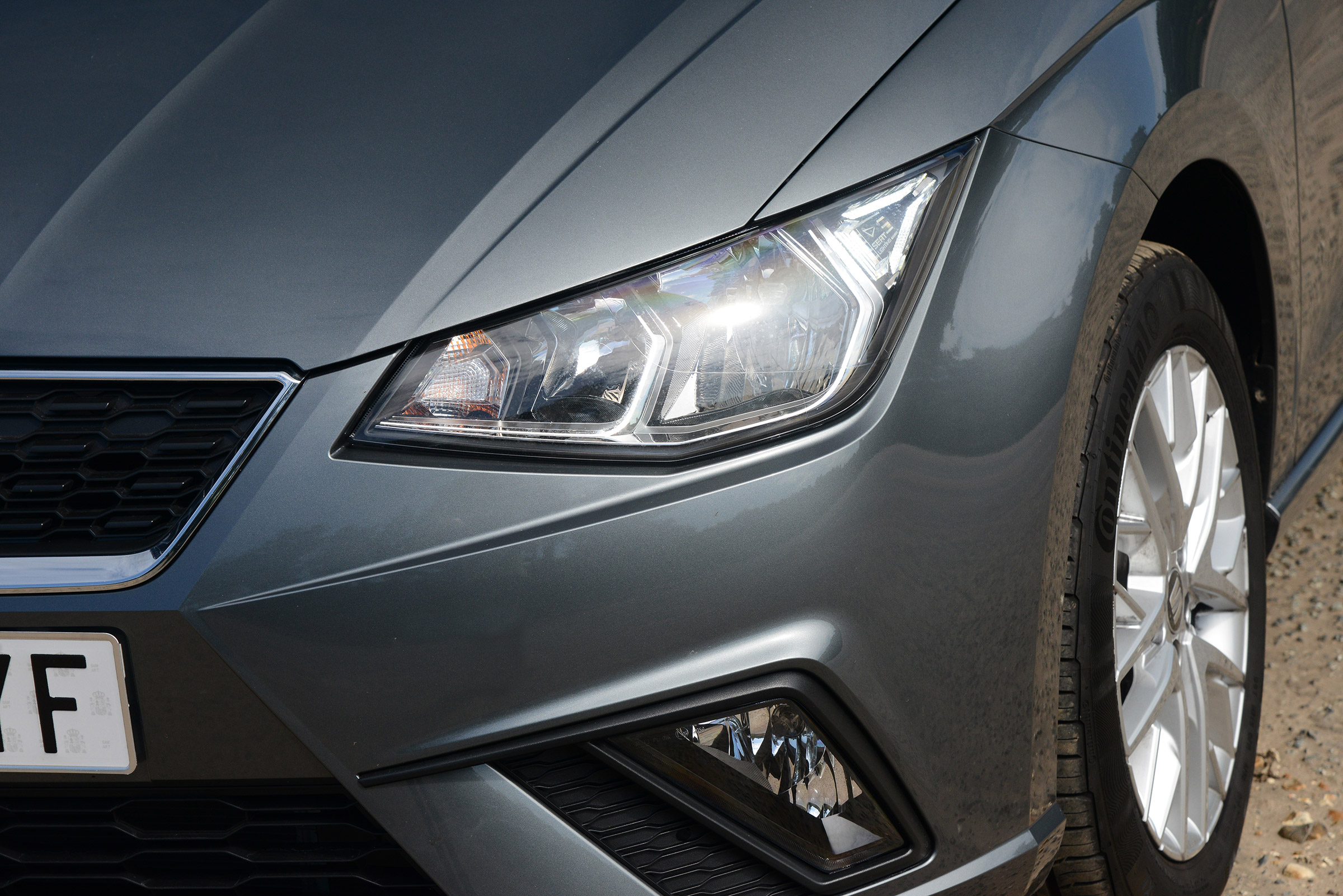 New SEAT Ibiza - front light