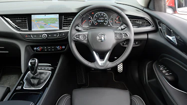 Vauxhall Insignia Sports Tourer - dash