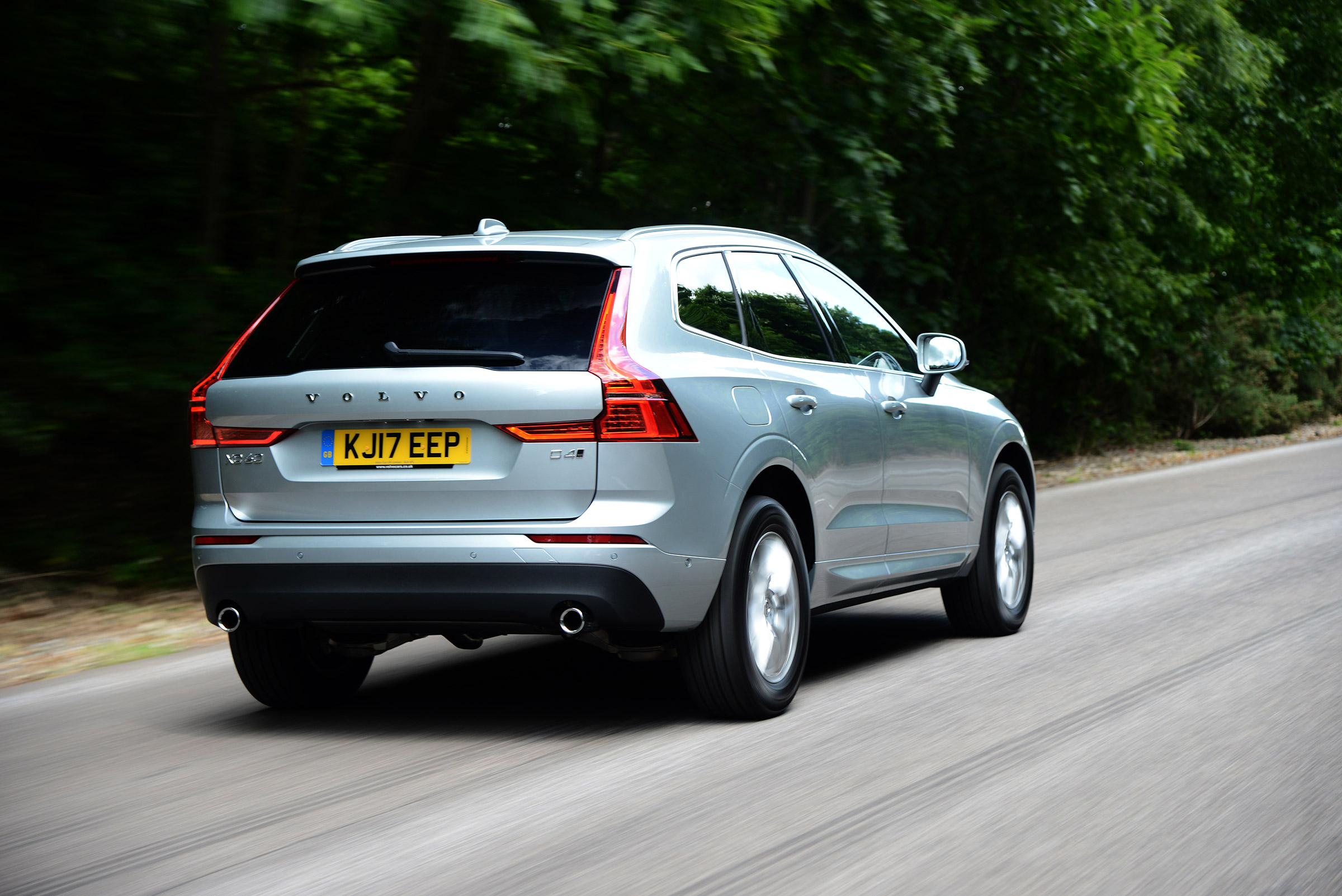 Volvo XC60 - rear