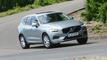 Volvo XC60 - front cornering