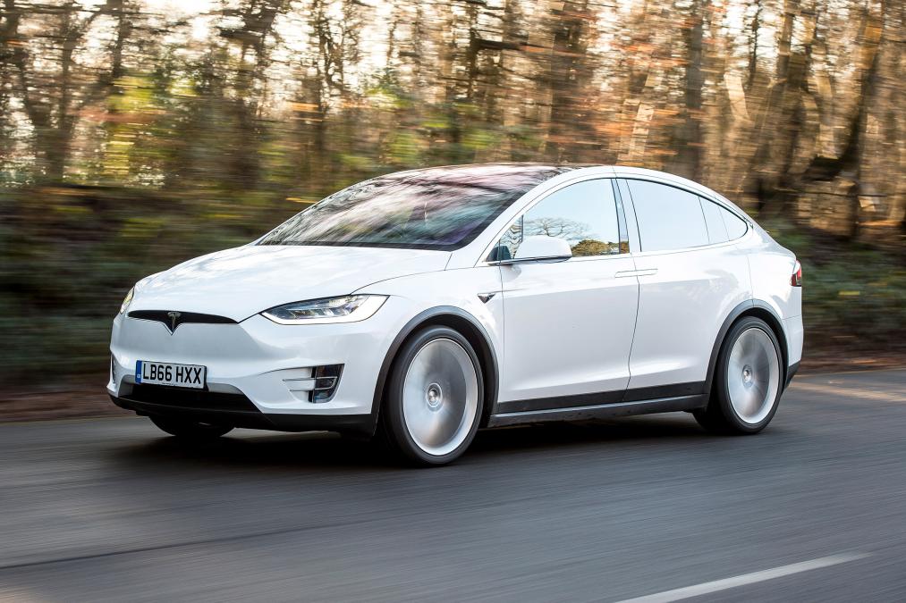 Tesla Model X - front