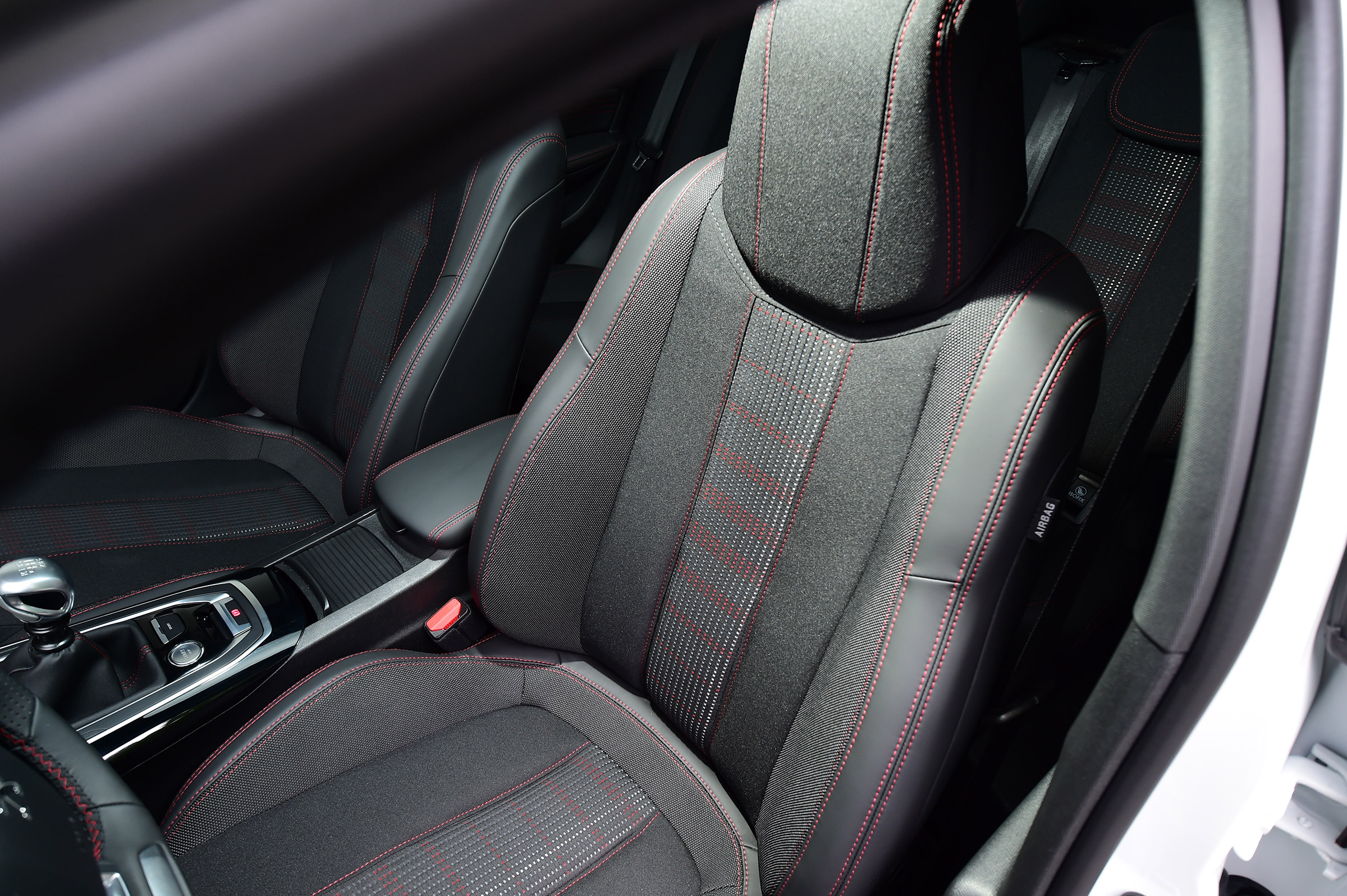 Peugeot 308 - front seat