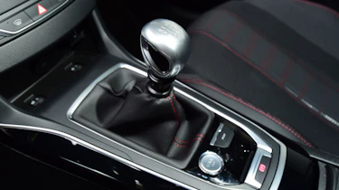 Peugeot 308 - transmission