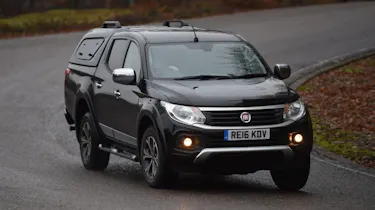 Fiat Fullback - front