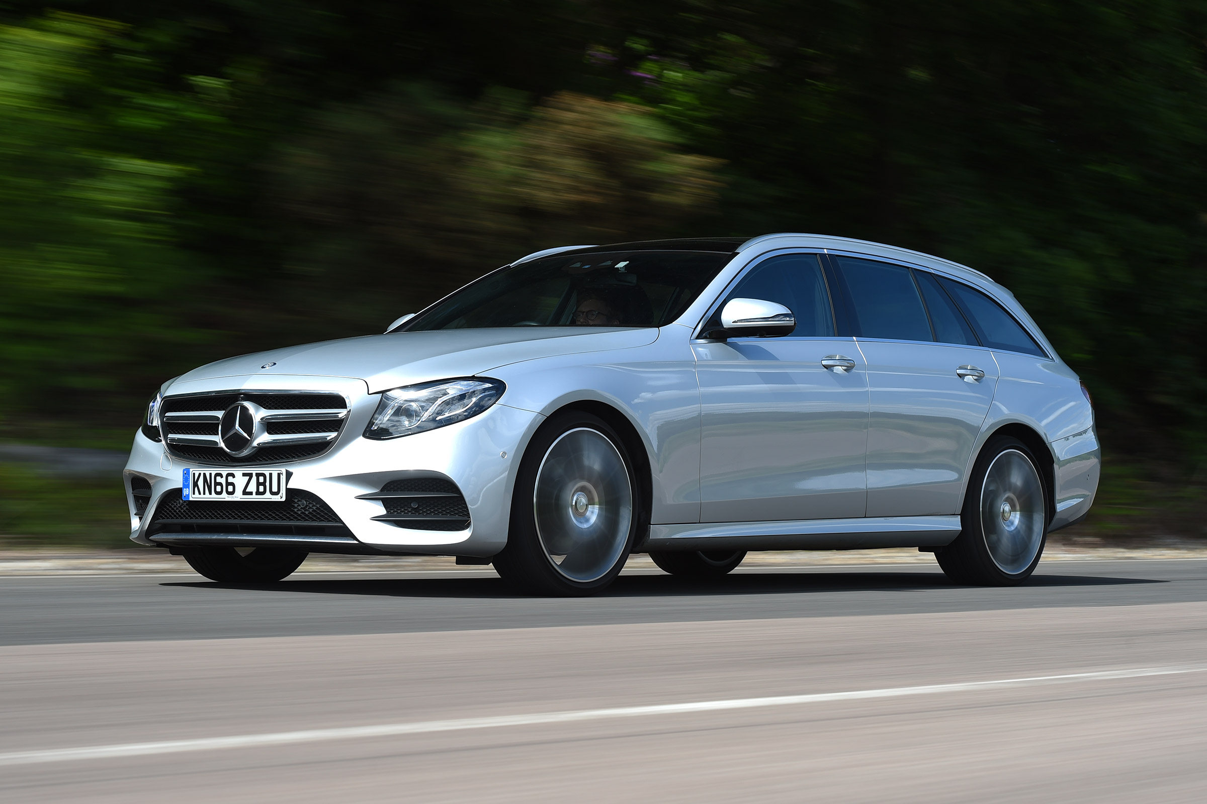 Mercedes E-Class Estate - front