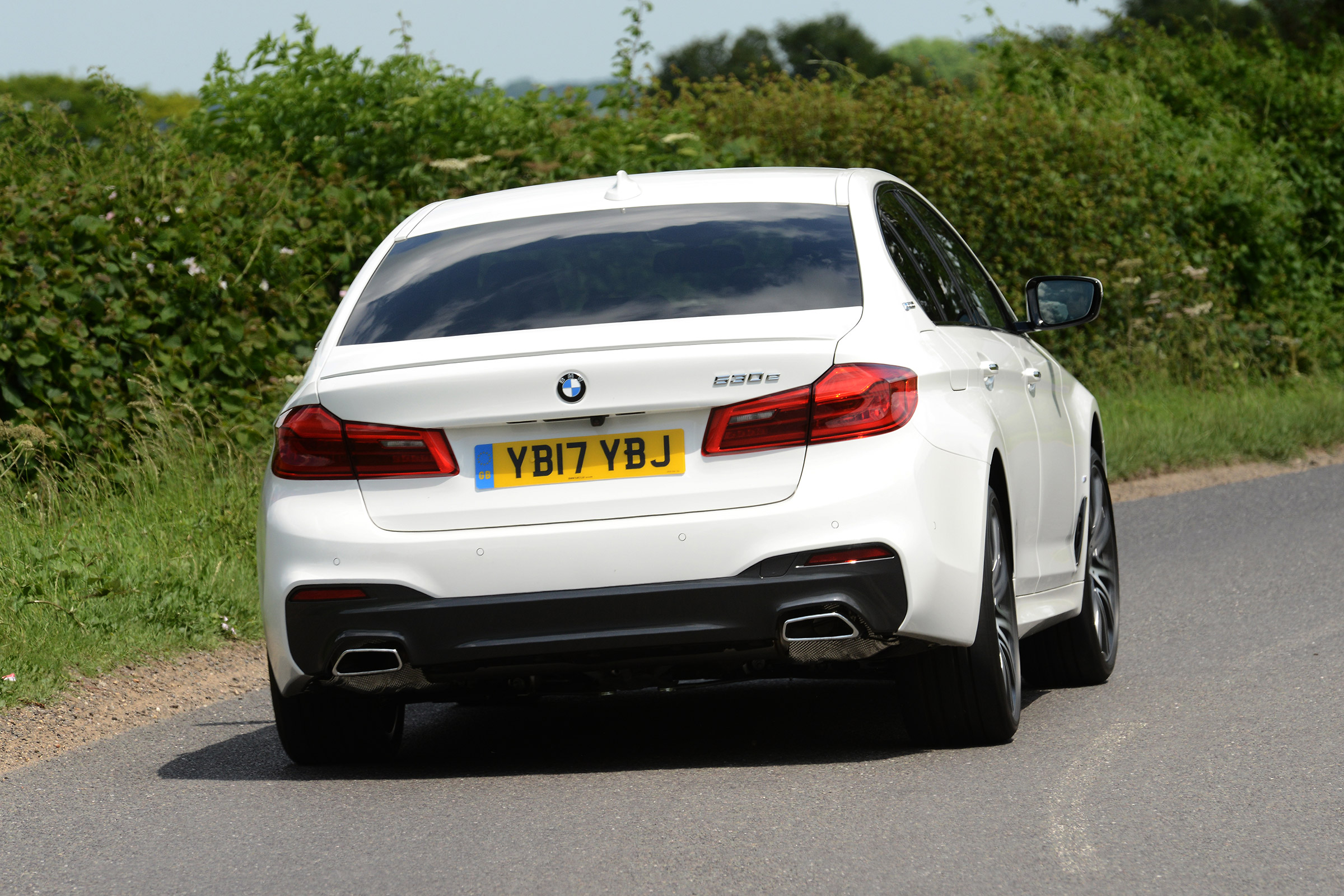 BMW 530e - rear