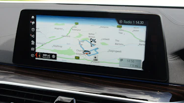 BMW 530e - sat-nav