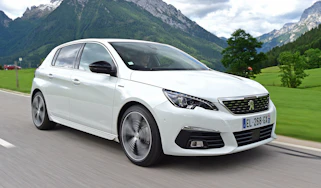 Peugeot 308 - front