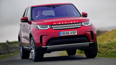 Land Rover Discovery - front cornering