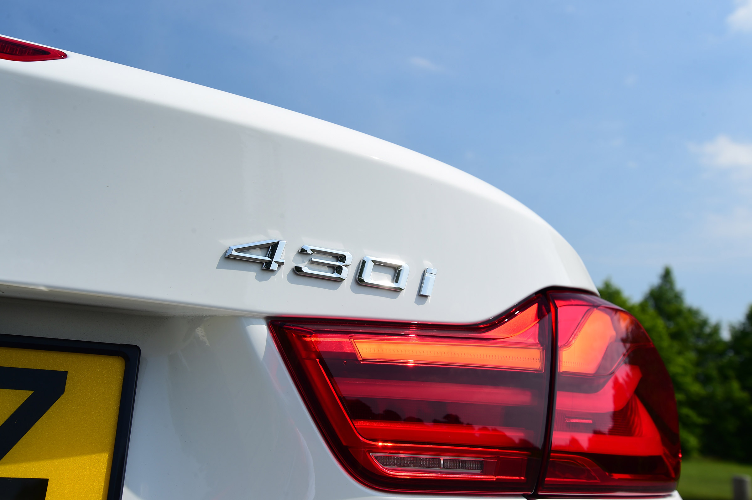 BMW 430i Convertible - 430i badge