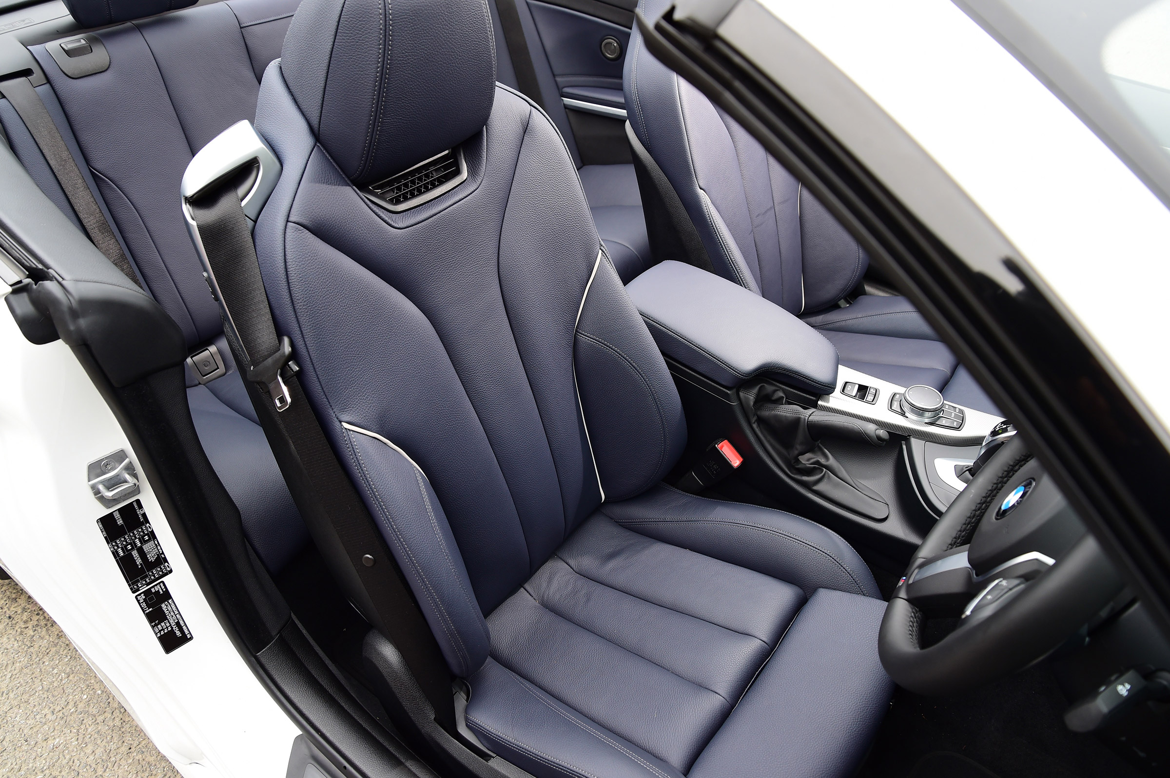 BMW 430i Convertible - front seat