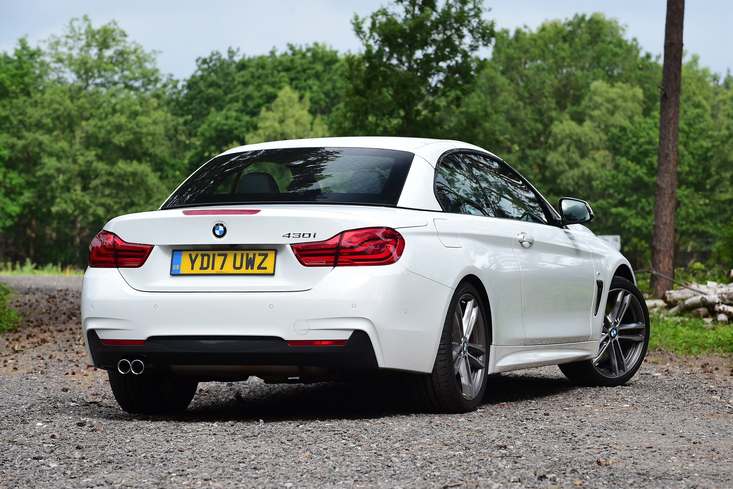 BMW 430i Convertible - rear roof closed