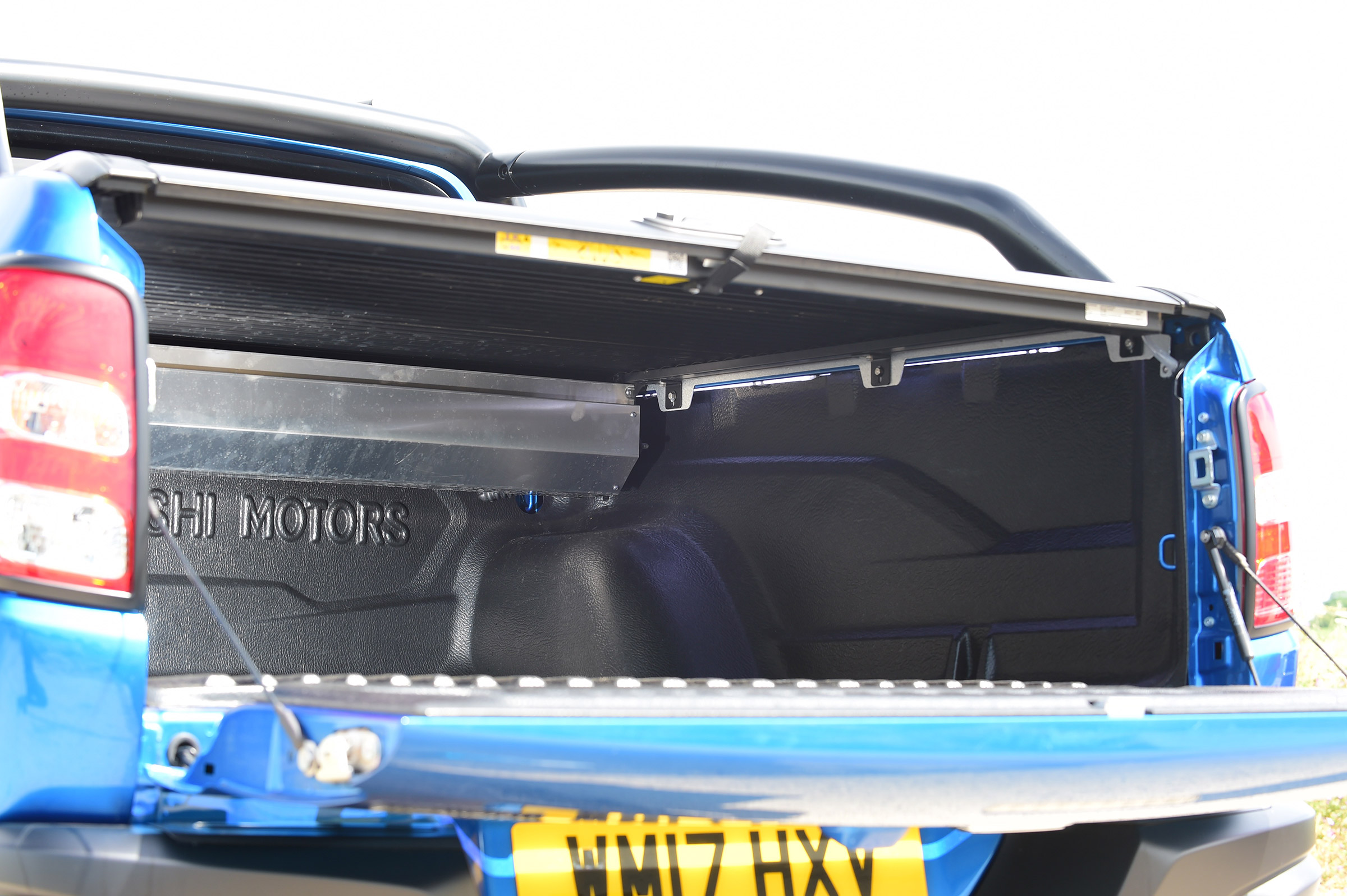 Mitsubishi L200 Barbarian SVP - load bay