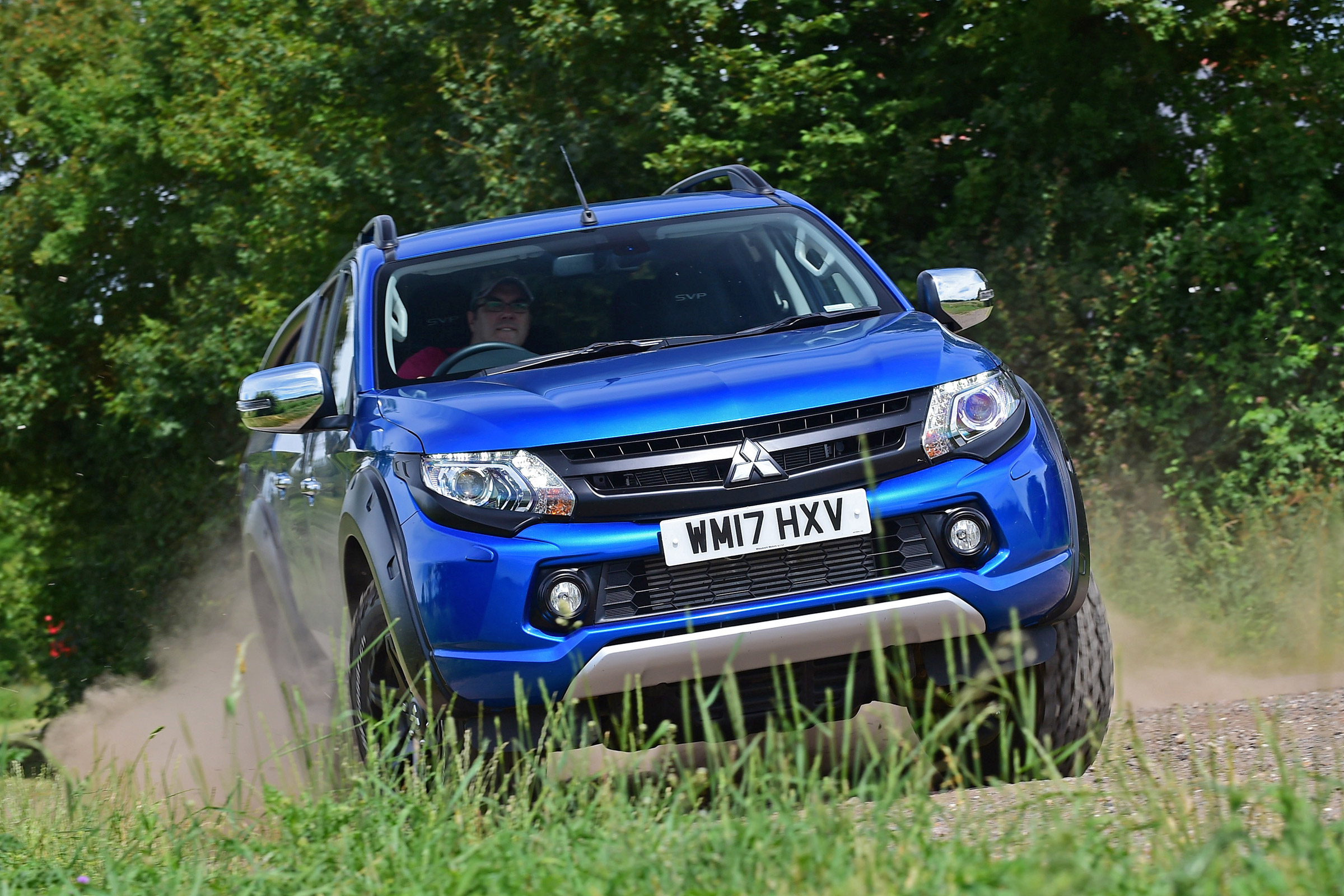Mitsubishi L200 Barbarian SVP - off-road