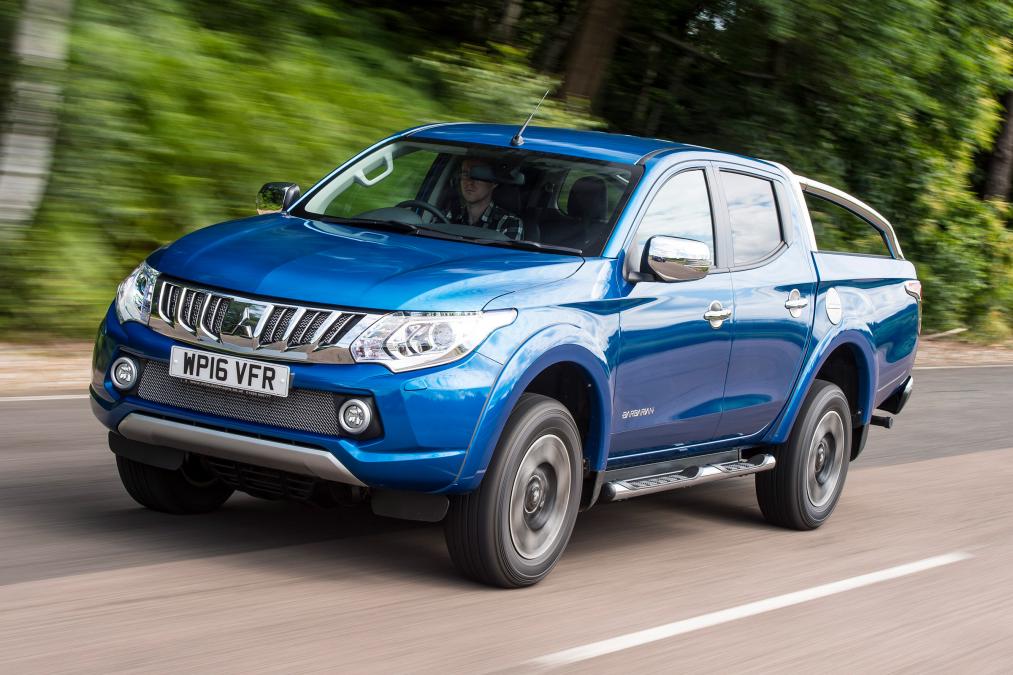 Mitsubishi L200 - front