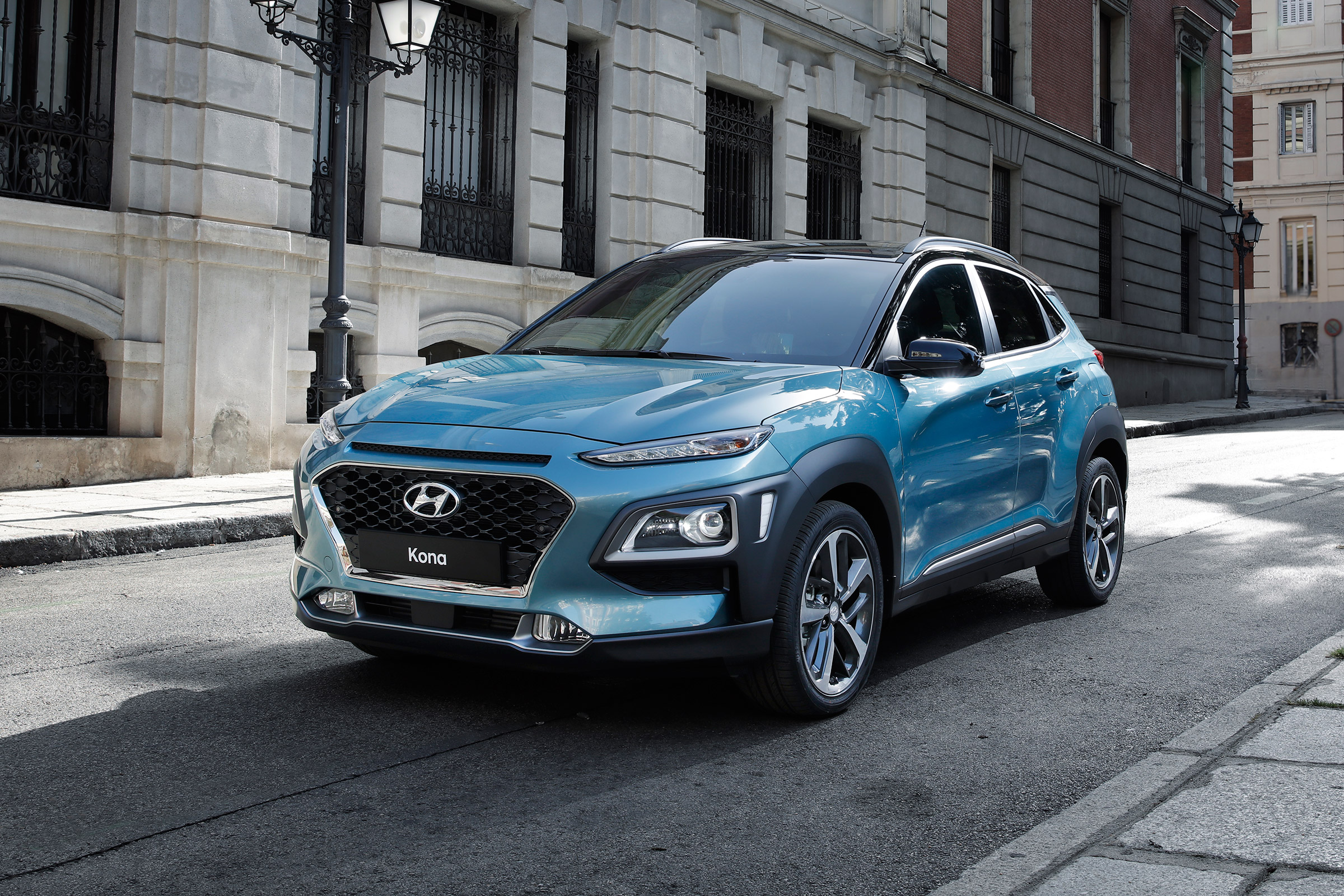 Hyundai Kona - front static