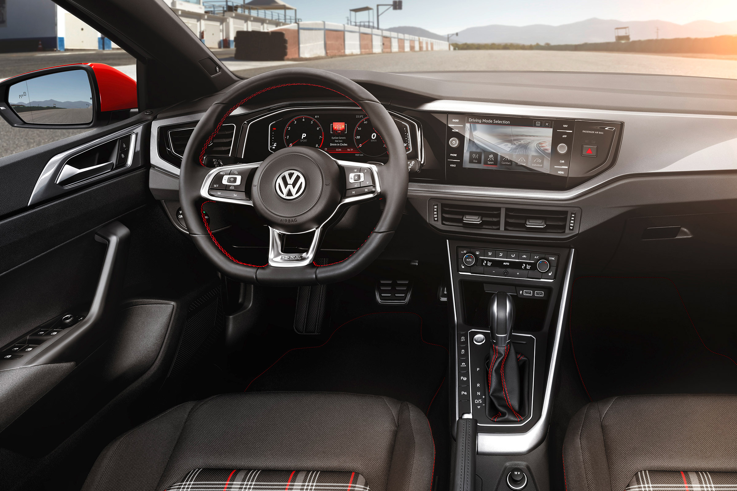 New Volkswagen Polo GTI - dash