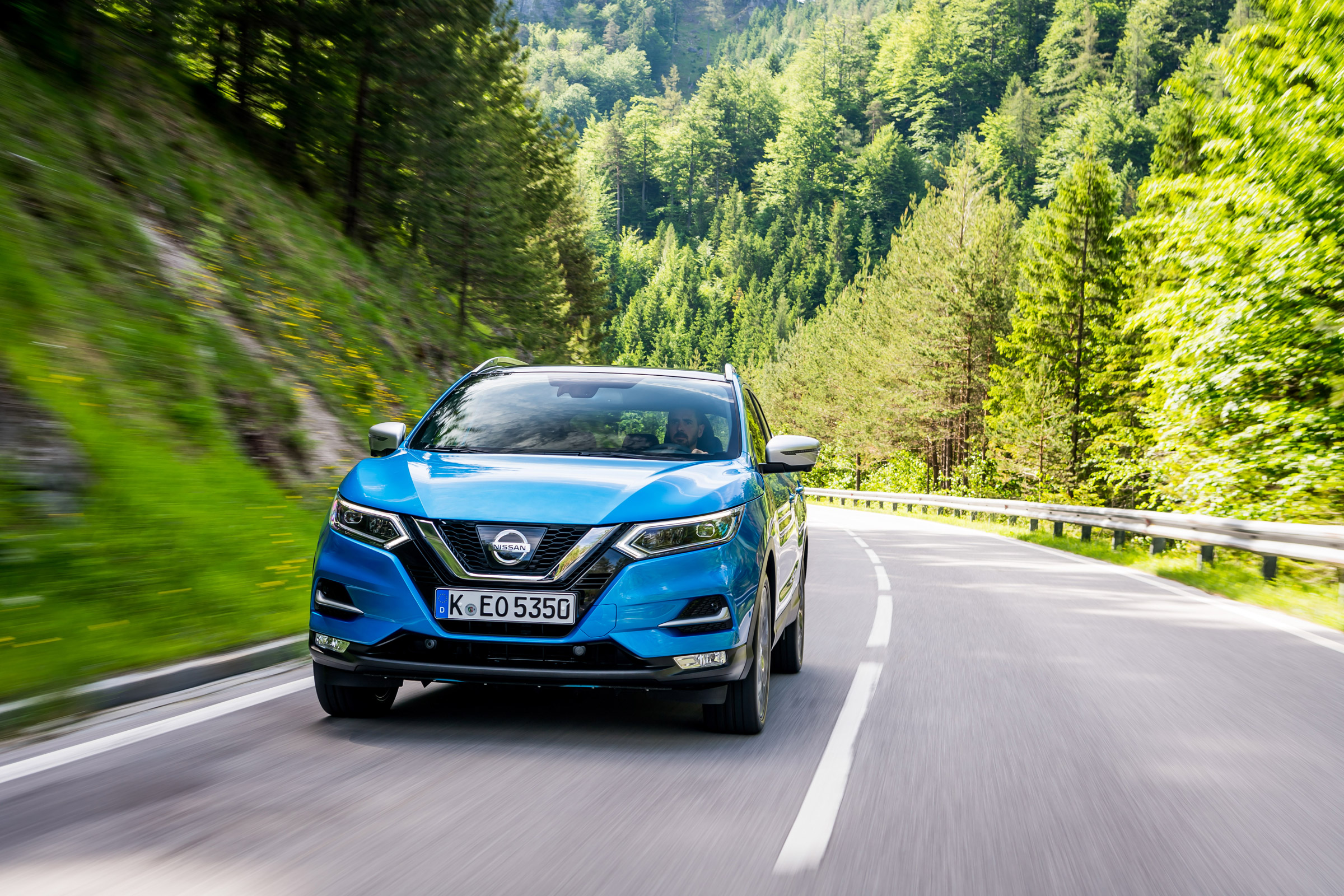 New Nissan Qashqai 2017 review nose
