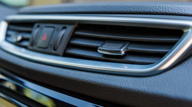 New Nissan Qashqai 2017 dash