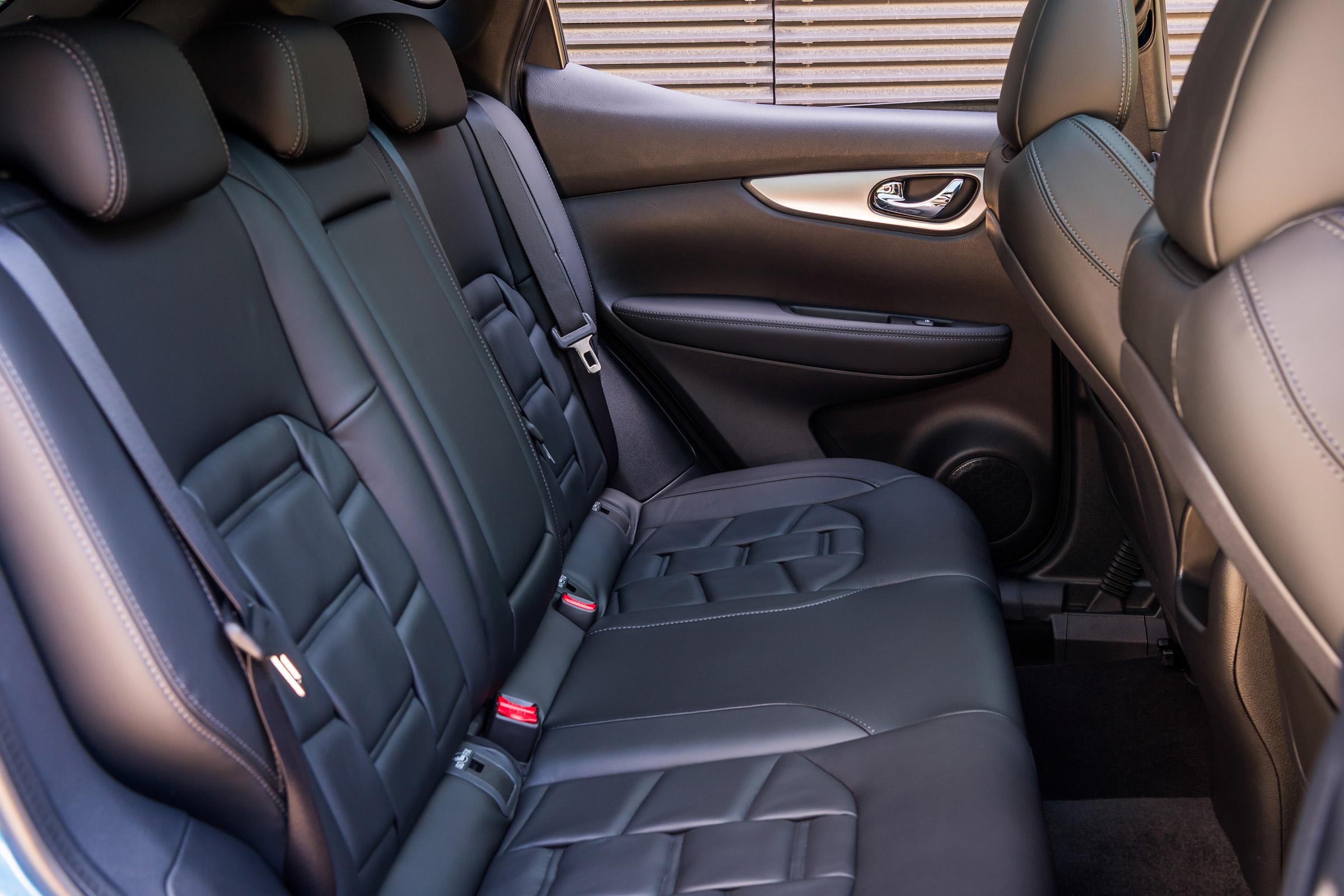 New Nissan Qashqai 2017 rear seats