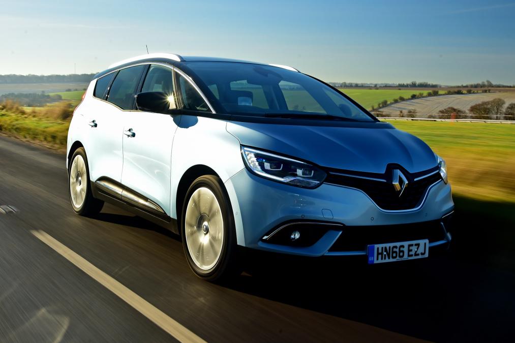 Renault Grand Scenic - front