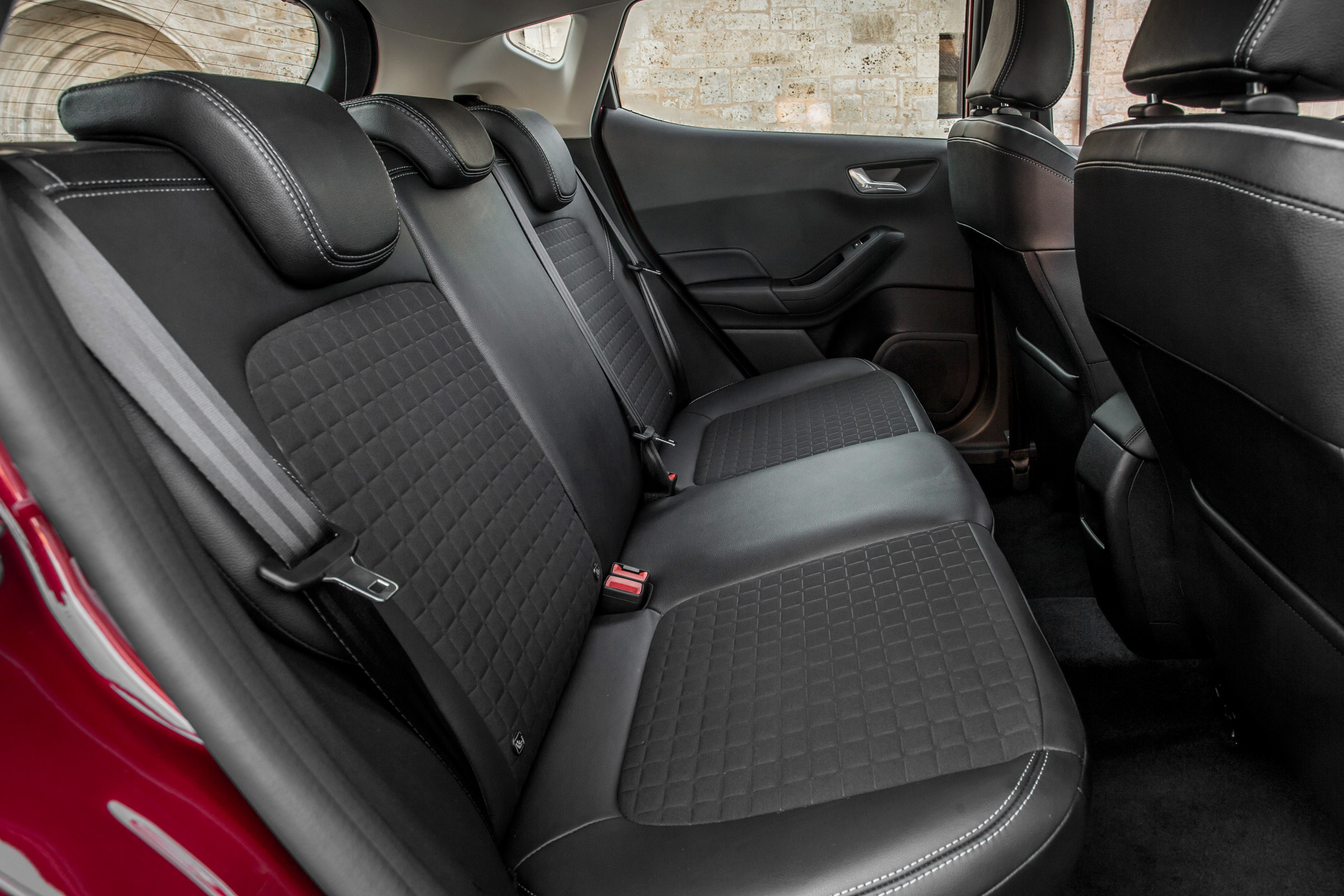 Ford Fiesta Titanium 2017 rear seats