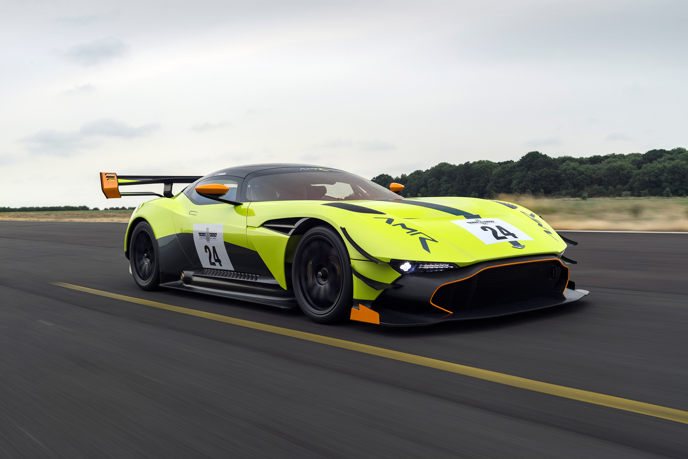 Aston Martin Vulcan AMR Pro - front action