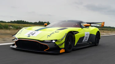 Aston Martin Vulcan AMR Pro - front