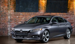 Honda Accord mk10 front