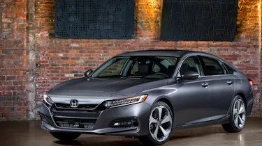 Honda Accord mk10 front