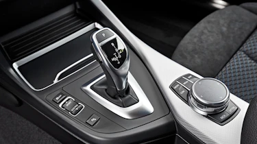 BMW M240i Coupe facelift review - transmission