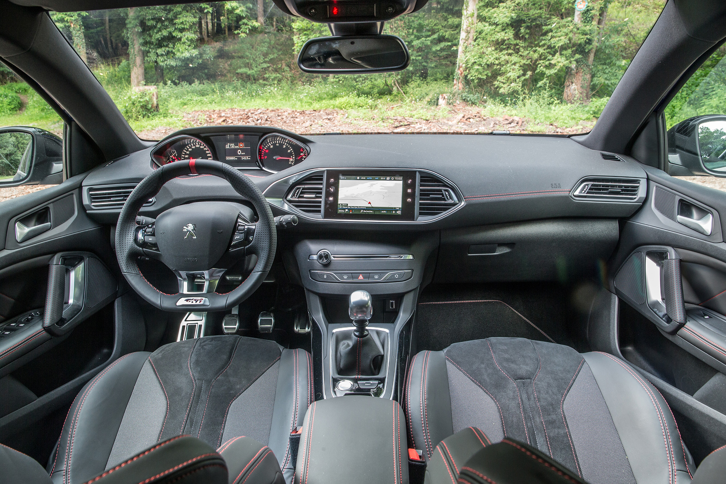 Peugeot 308 GTi review - interior