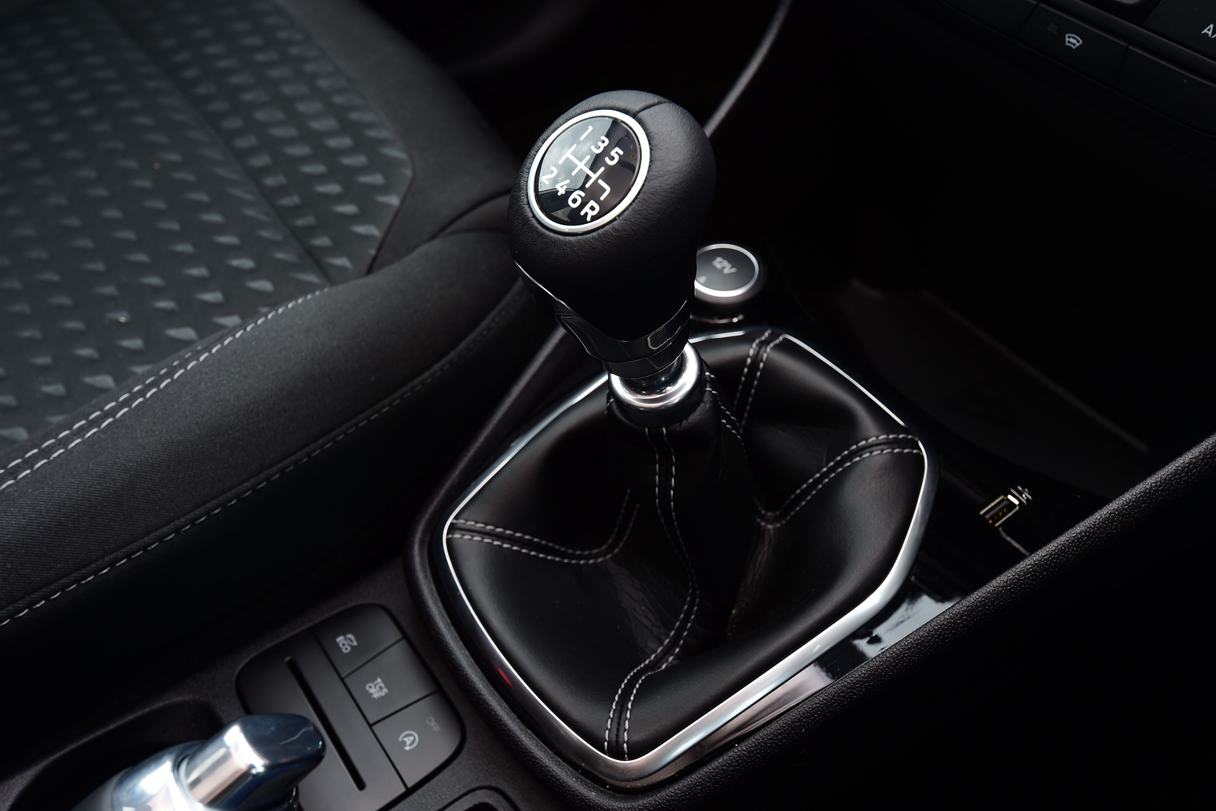 Ford Fiesta - transmission