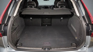 New Volvo XC60 review - boot
