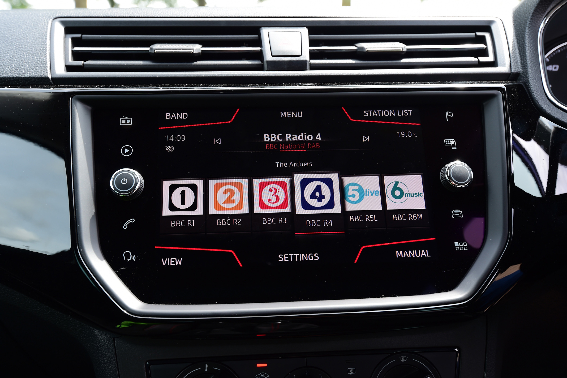 Ford Fiesta - screen