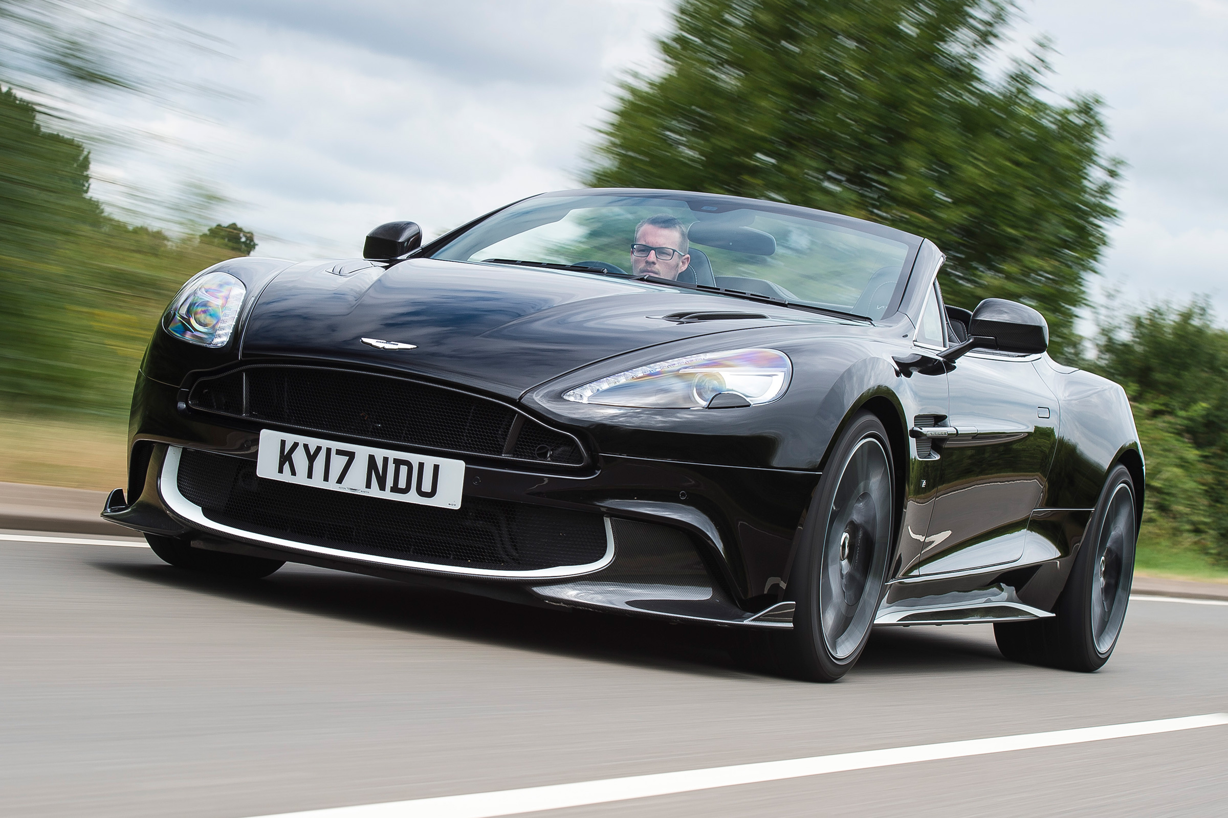 Aston Martin Vanquish S Volante - front
