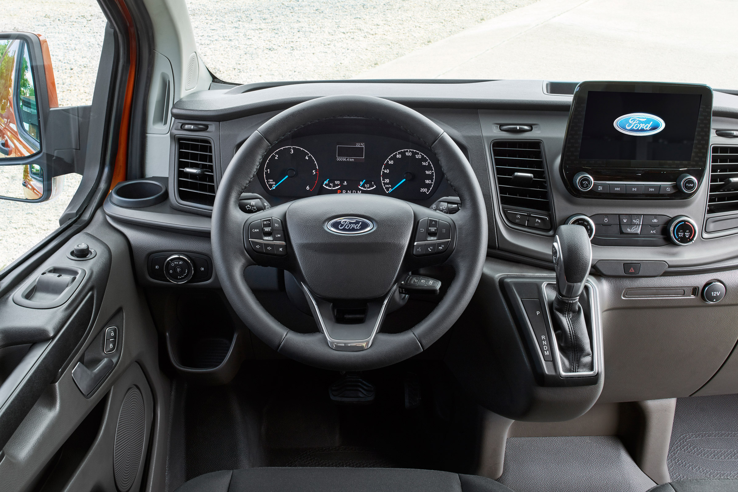 New 2017 Ford Transit Custom dash