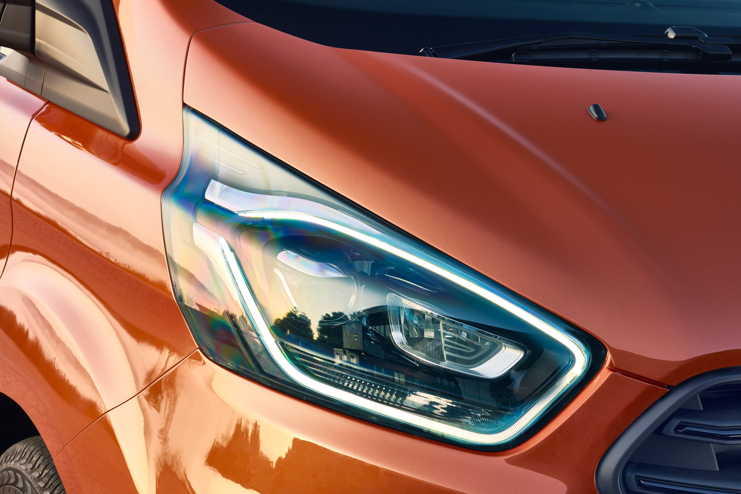 New 2017 Ford Transit Custom light
