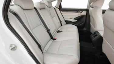 Honda Accord mk10 seats back